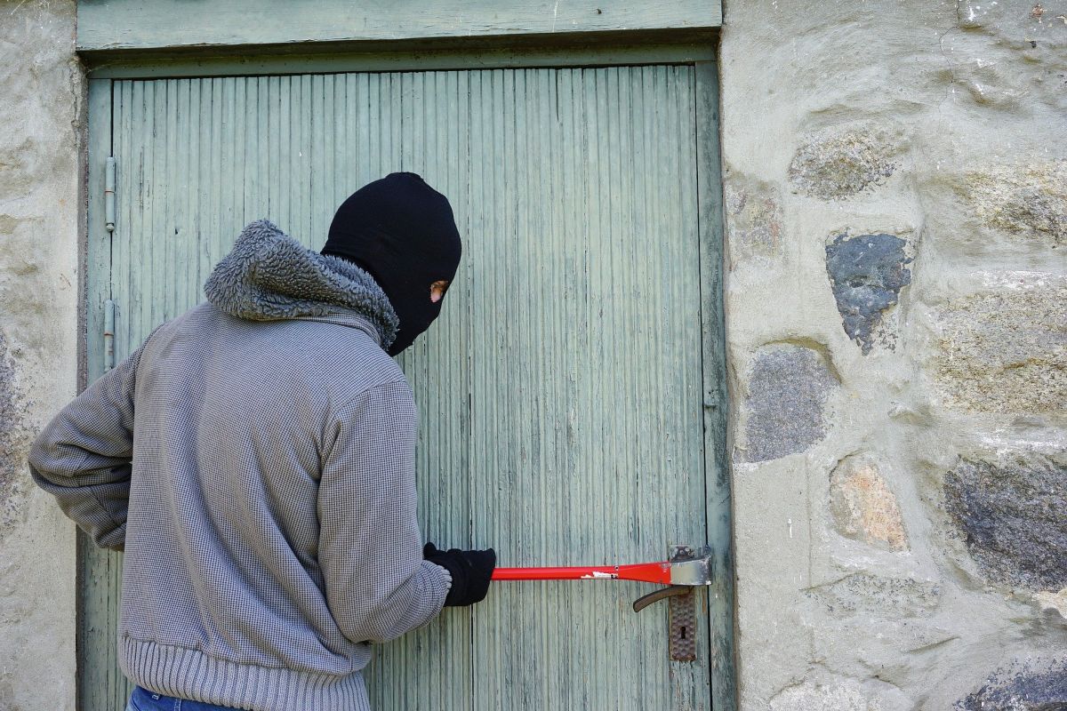 Grójecka policja ostrzega przed włamywaczami